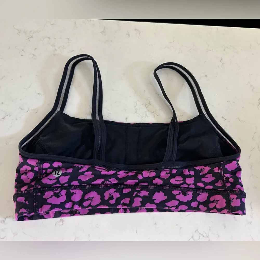 Lululemon Straight Up Bra, Size 8 - Picture 4 of 6